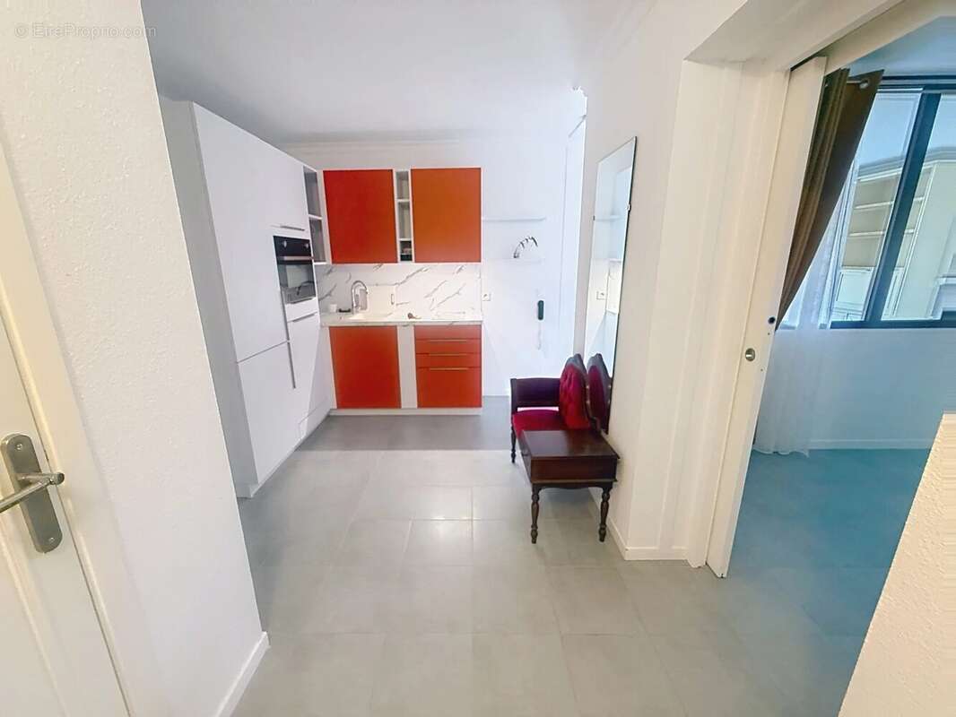 Cannes tassigny : residence seniors grand 2 pieces refait neuf - photo 9
