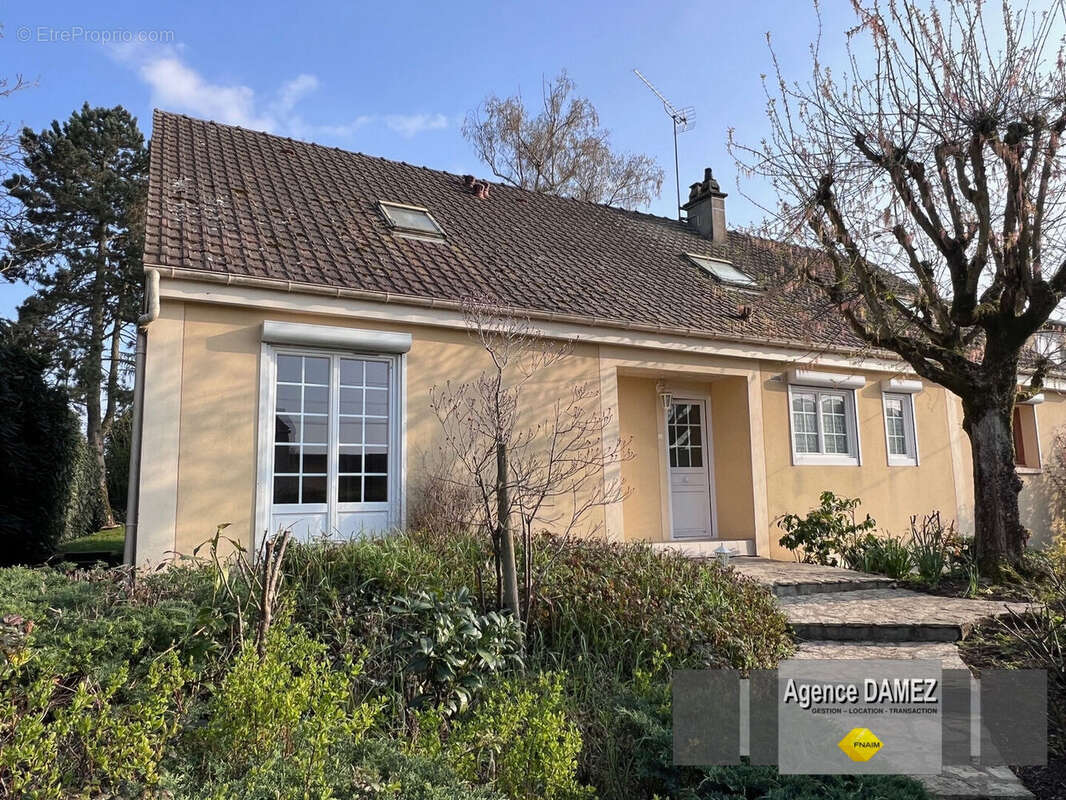 Maison à DOURDAN