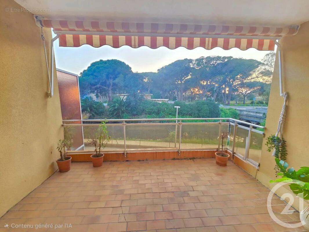 Appartement à HYERES
