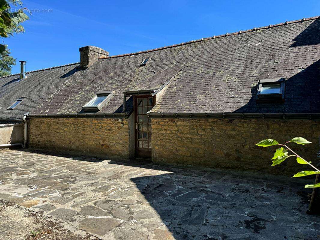 Maison à PLUVIGNER