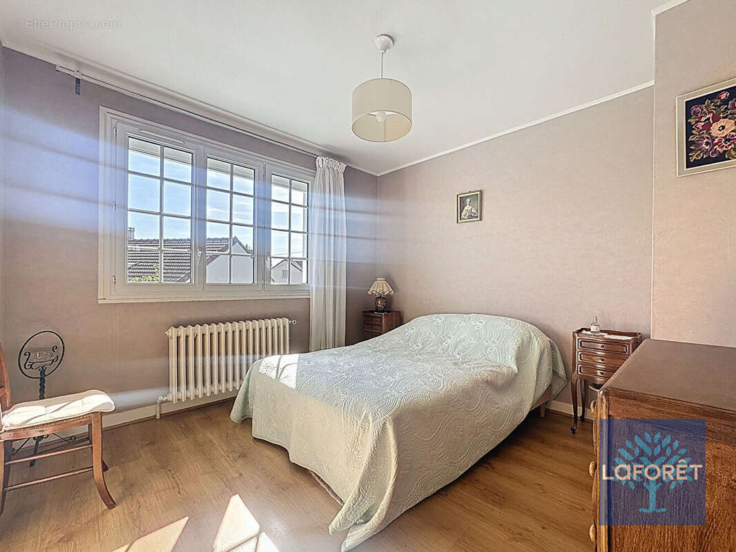 Maison à CHILLY-MAZARIN