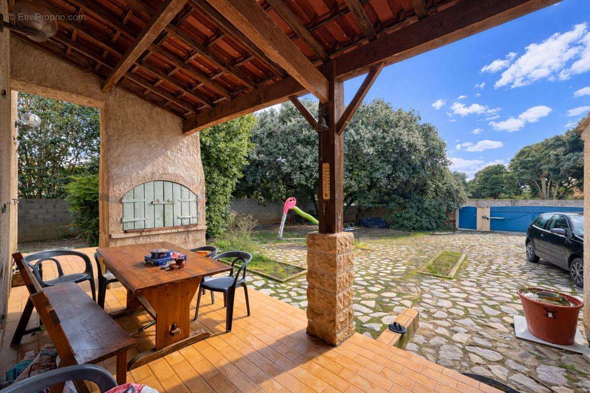 Maison à VILLEVEYRAC