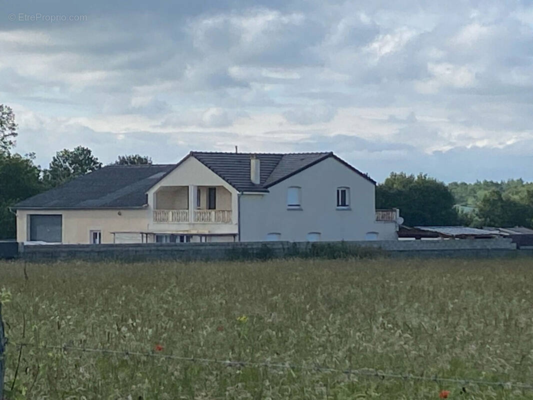 Maison à MARZY