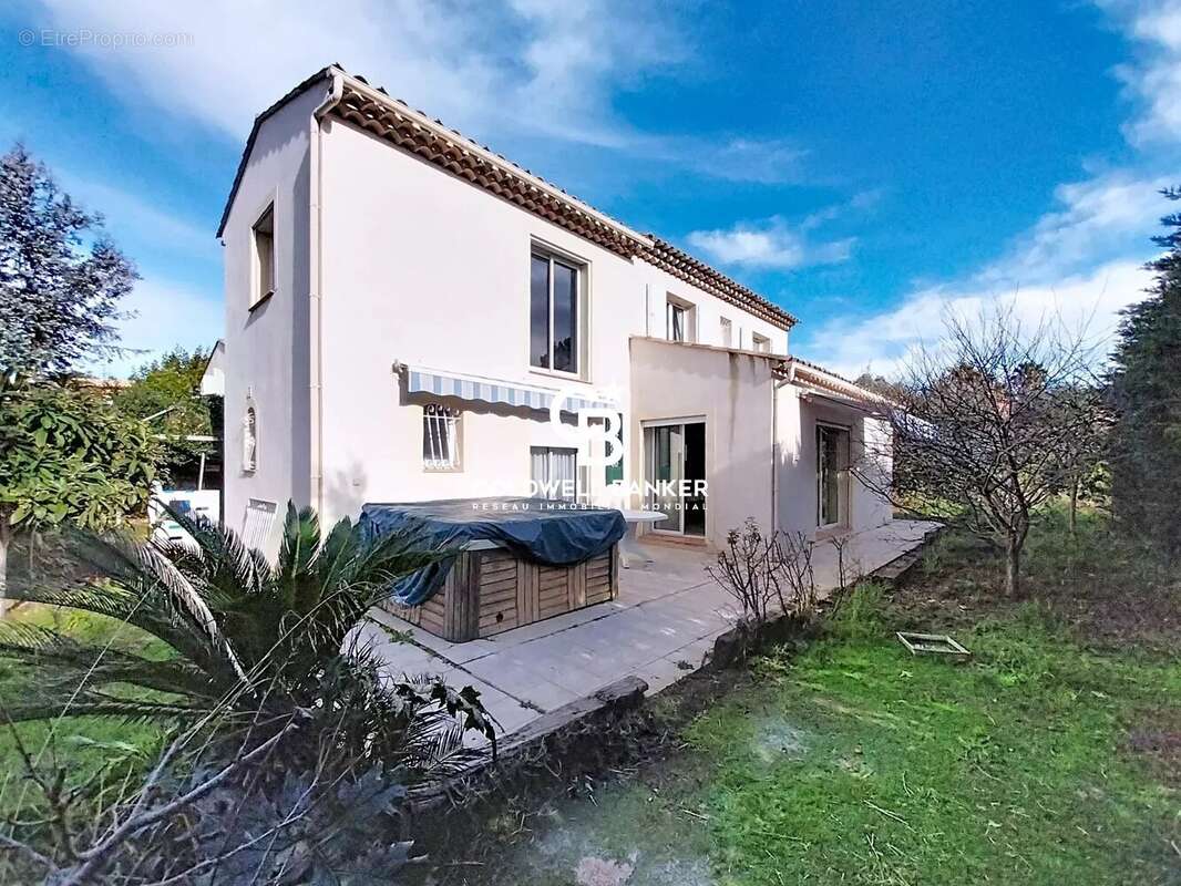 Maison à SAINT-RAPHAEL