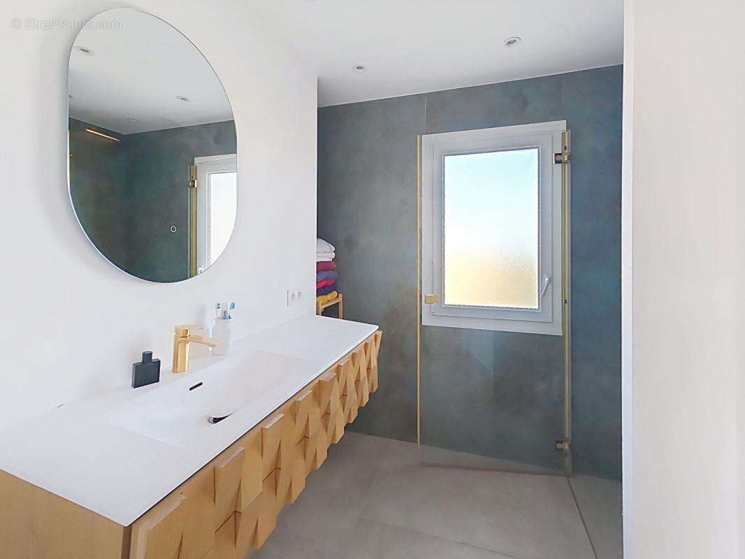 Appartement à LA GARDE