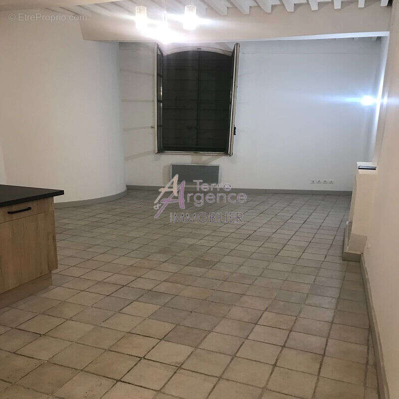 Appartement à BEAUCAIRE