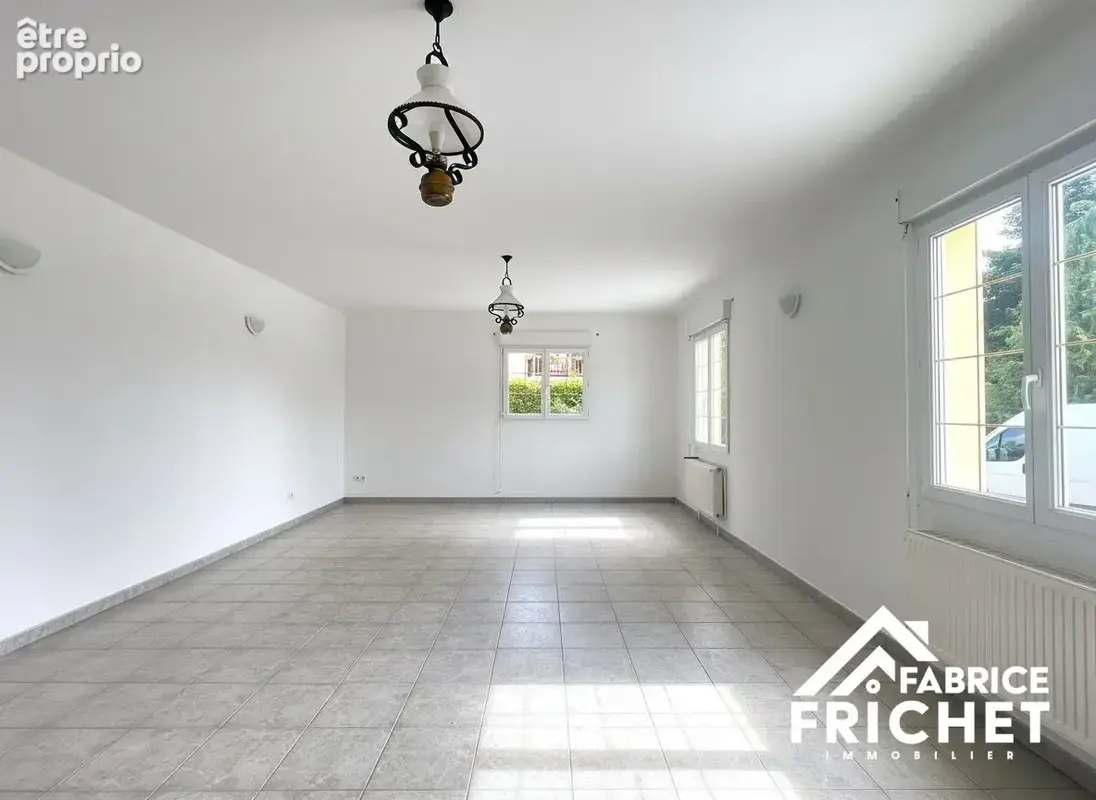 Maison 7 pièces 144 m² à vendre à Forges-Les-Eaux (76440) - photo 5