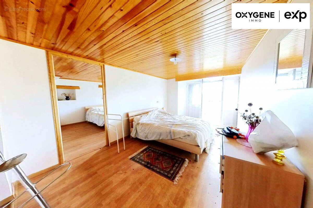 Maison 80 m² à Chadron  - photo 5