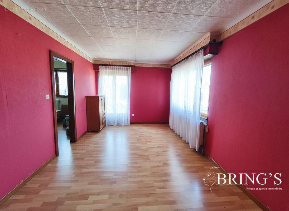 Maison 5 pièces 97 m² à vendre à Danne-Et-Quatre-Vents (57370) - photo 5