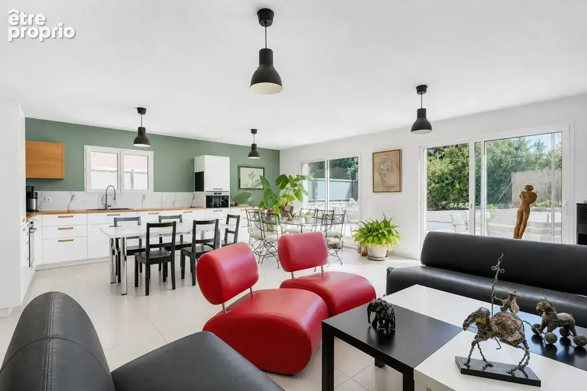 Maison 4 pièces 105 m² · à Montagny · 105 m² · 544 000 €
