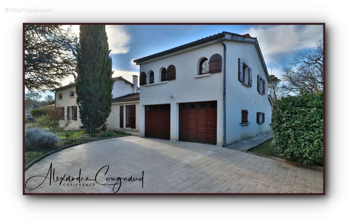 Dpt Tarn (81), à vendre SAIX maison 7 chambres - 208 m² - Terrain clos de 1400 m² - Double garage - photo 8