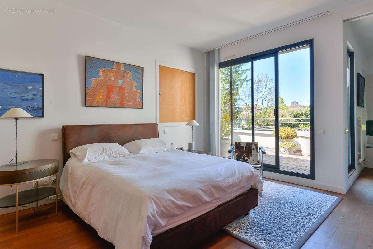 Elégance et prix rare pour cette superbe maison d'architecte ! - photo 10