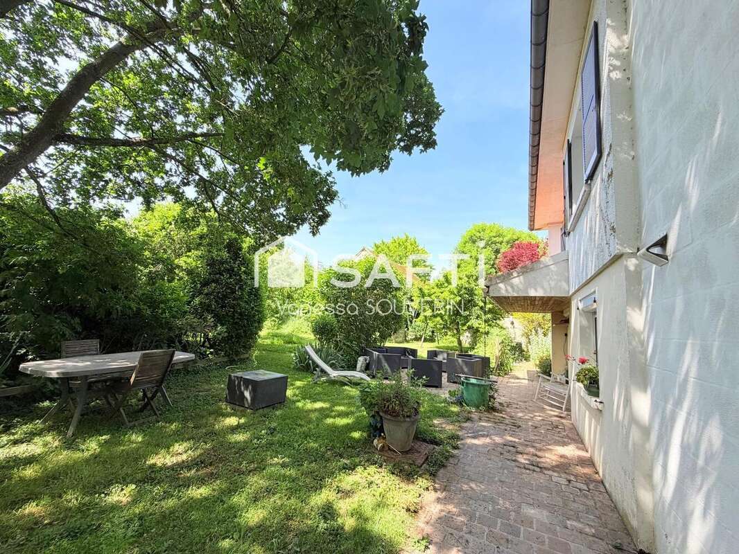 Photo 2 - Maison à NOGENT-SUR-SEINE