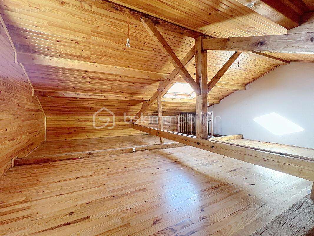 Maison à SAINT-ISMIER