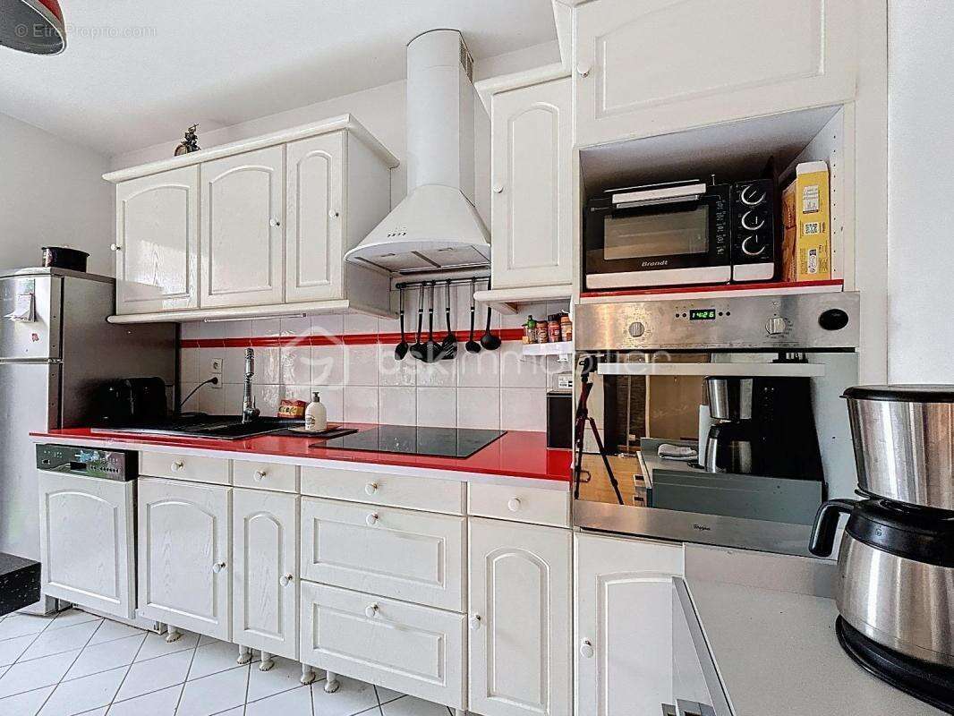 Appartement à JOUY-LE-MOUTIER