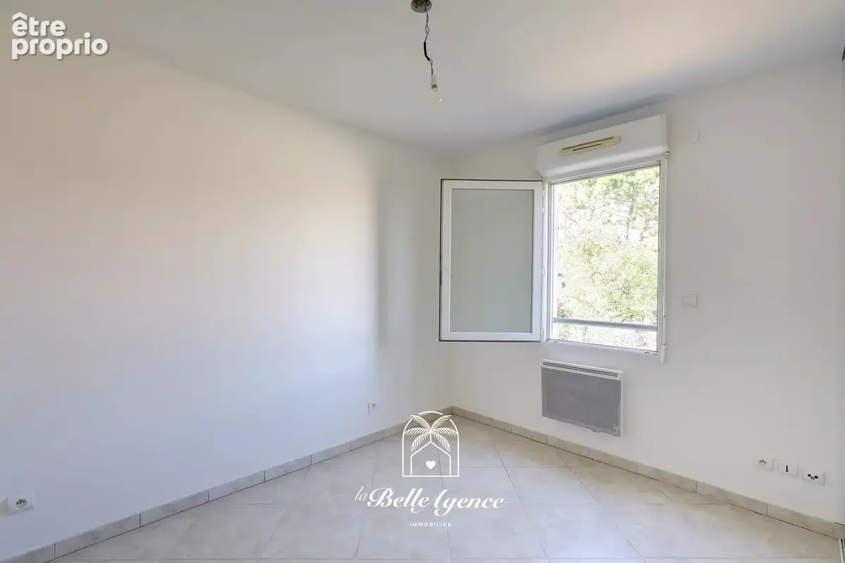 St Laurent du Var 3P 66m² - Avant dernier étage vue mer "Malone" - photo 11