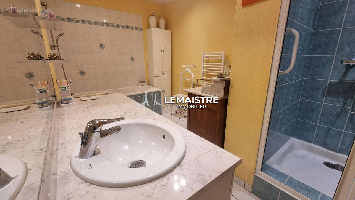 Maison à HENOUVILLE