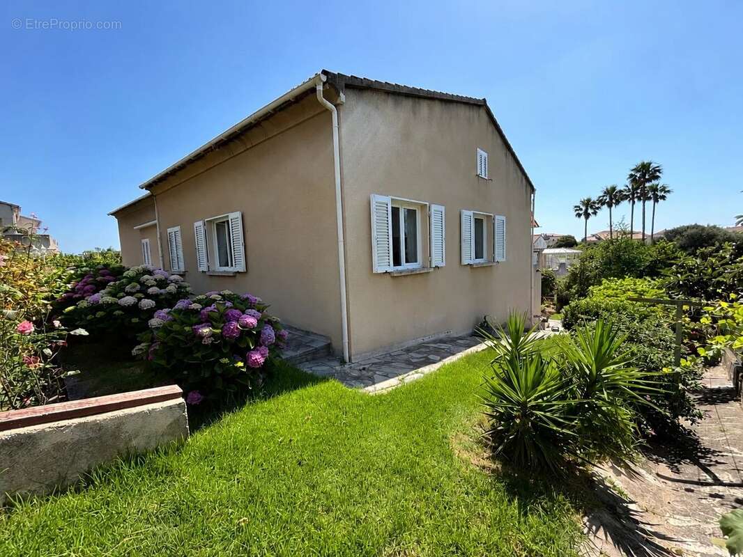Maison à FURIANI
