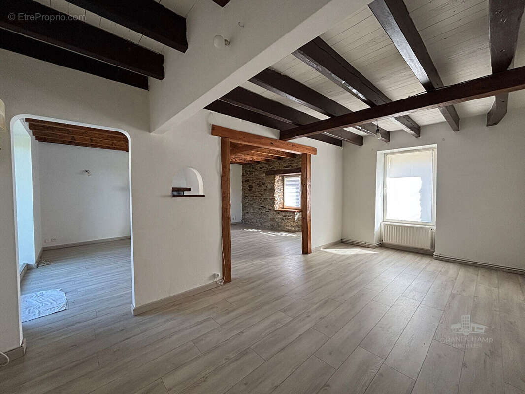 Maison à TREILLIERES