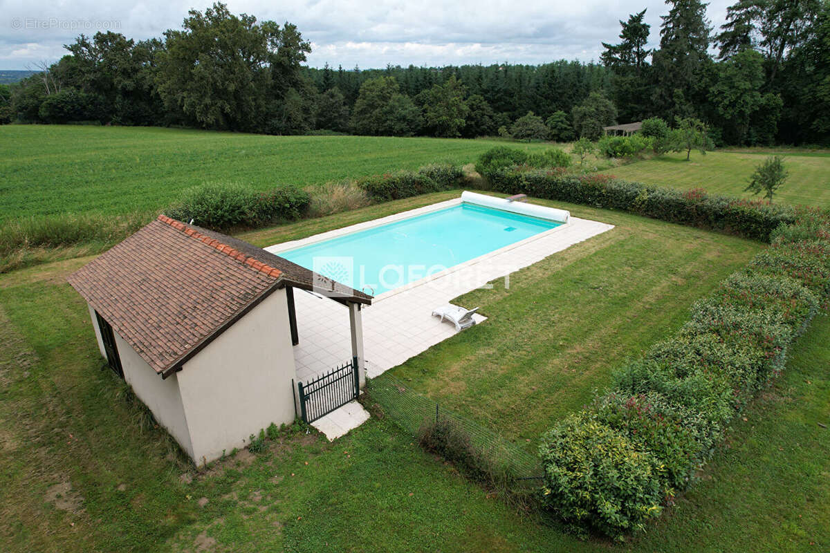 Maison à TOULON-SUR-ALLIER