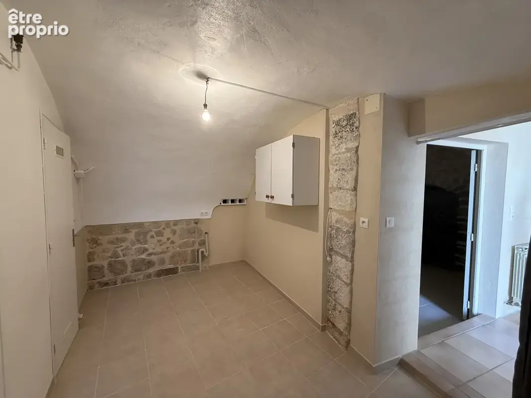 Maison en pierres 3 chambres terrasse dependances - photo 6