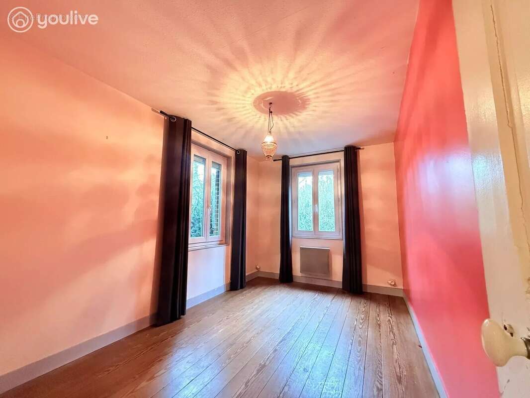 Maison à VILLERS-ECALLES