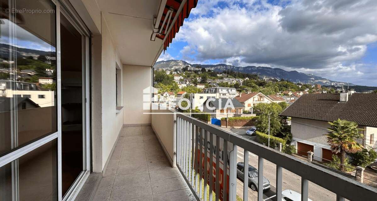 Appartement de type 5 avec garage et cave dans copro sécurisée proche centre ville et Lac Aix les Bains - photo 6