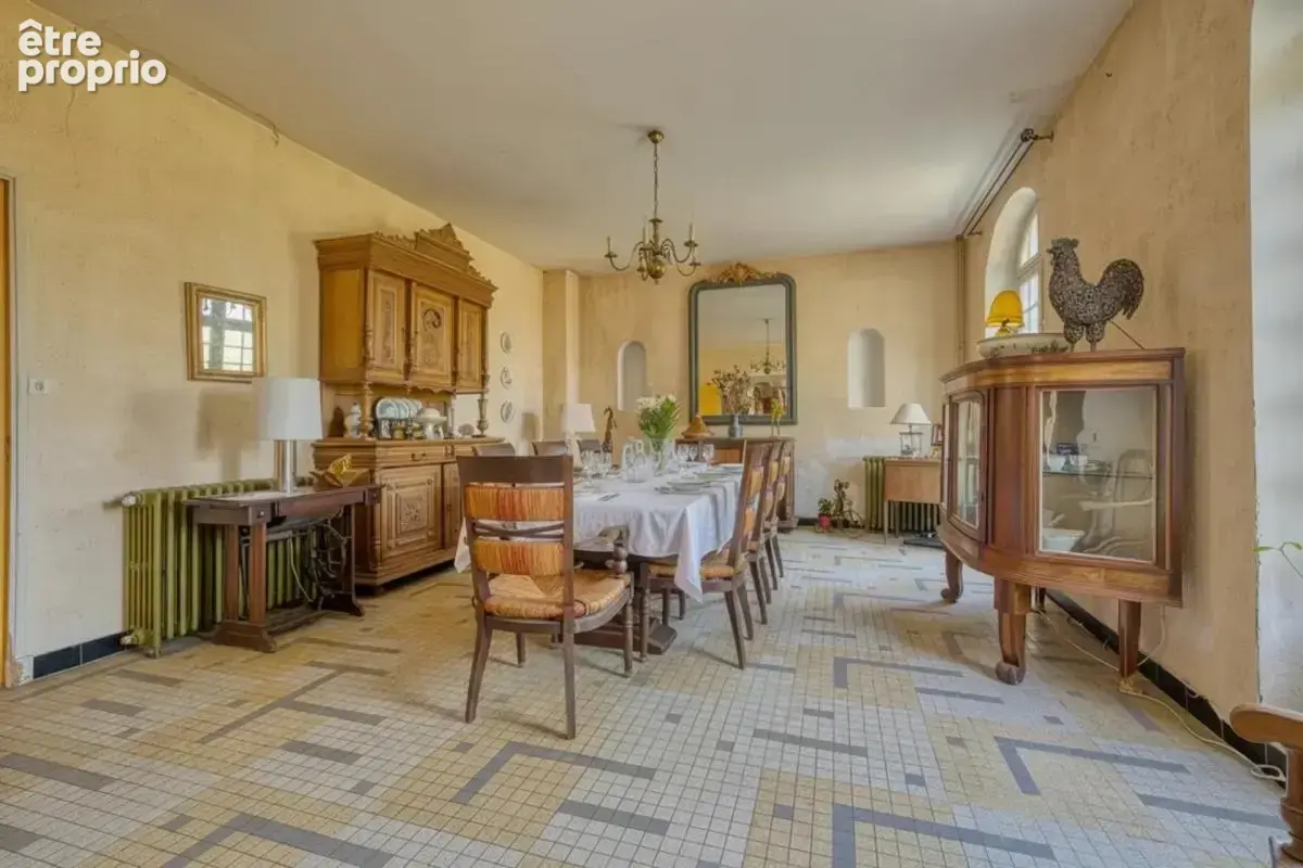 Maison de 8 pièces de 244 m² à Saint-Sever-de-Saintonge - photo 5