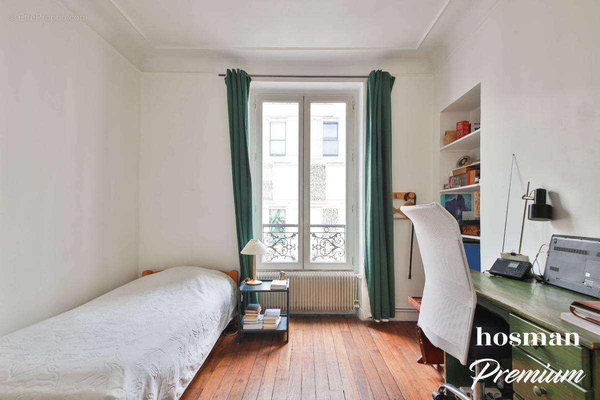 Appartement à LEVALLOIS-PERRET