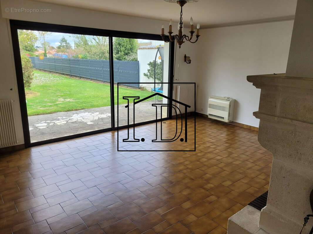 Salon - Maison à BERGERAC