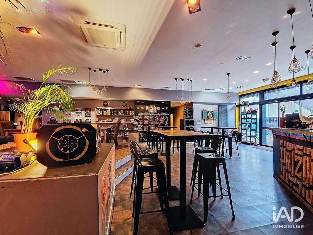 Photo 8 - Commerce à GIERES