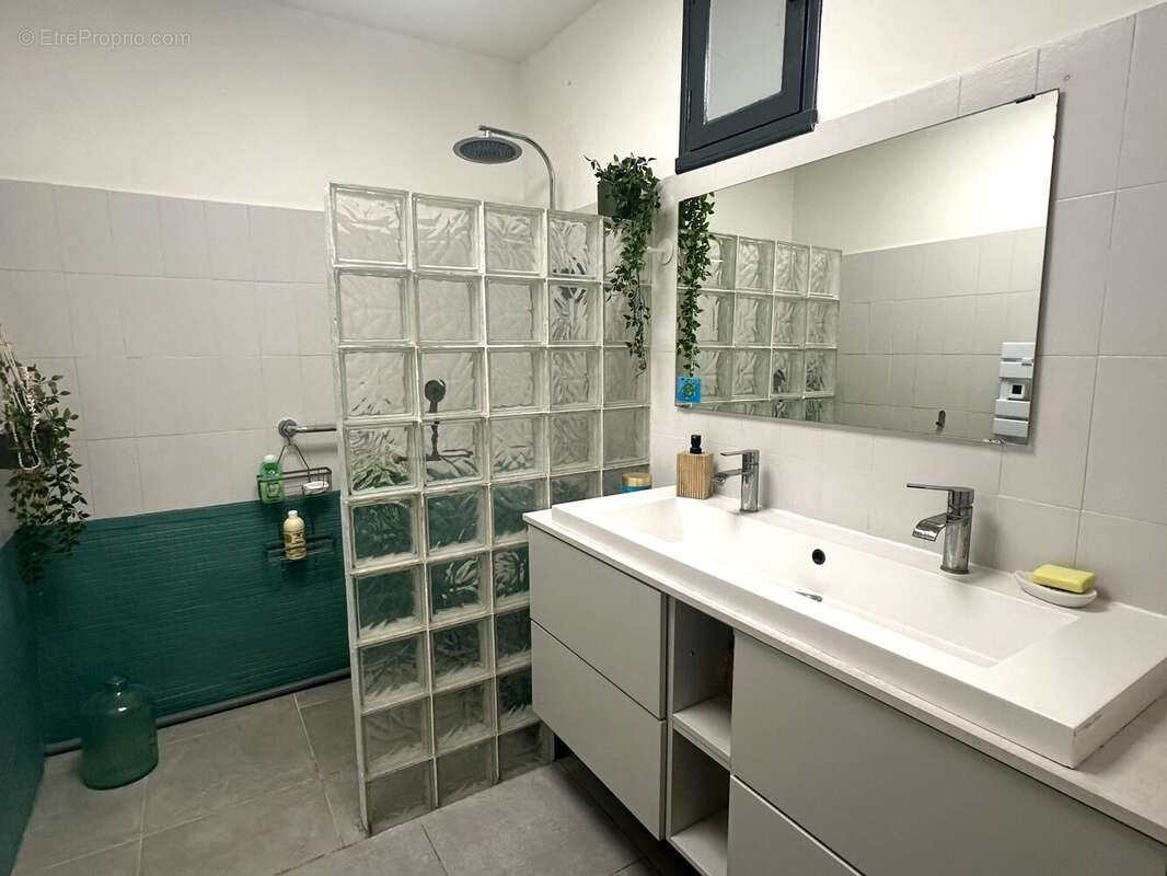 Appartement à TRETS