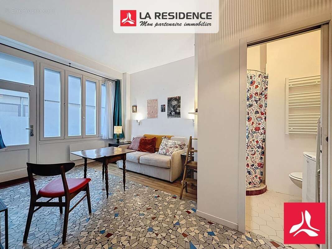 Appartement à PARIS-18E