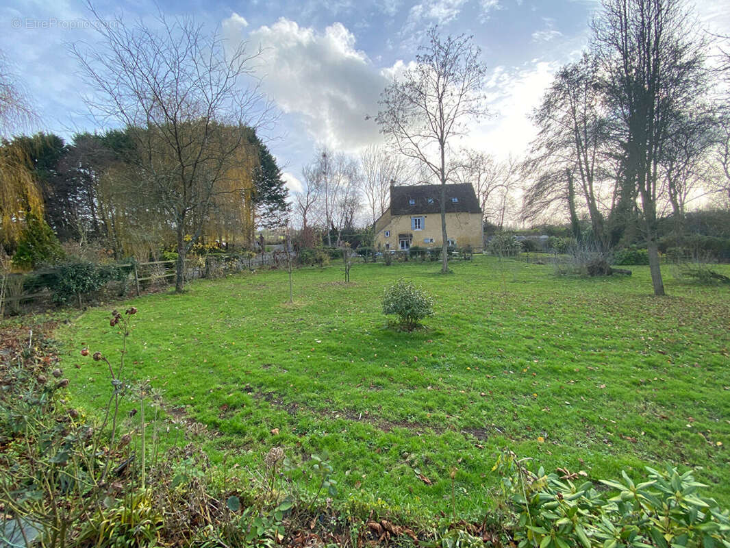 Maison à LA FERTE-BERNARD