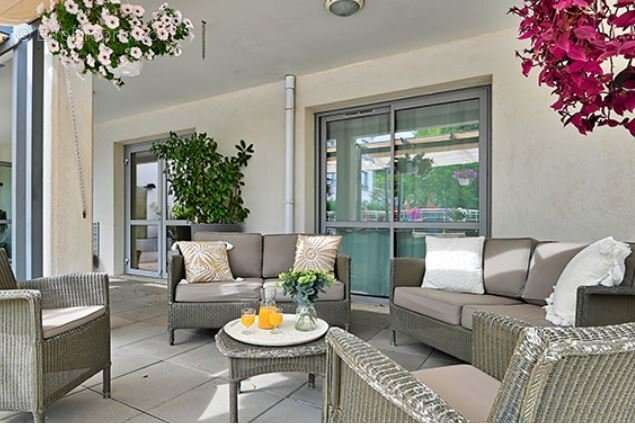 Appartement à LE REVEST-LES-EAUX