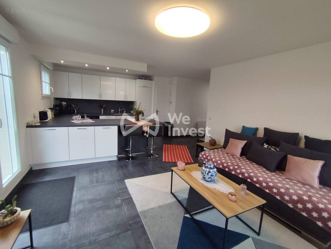 Appartement à SAVIGNY-LE-TEMPLE
