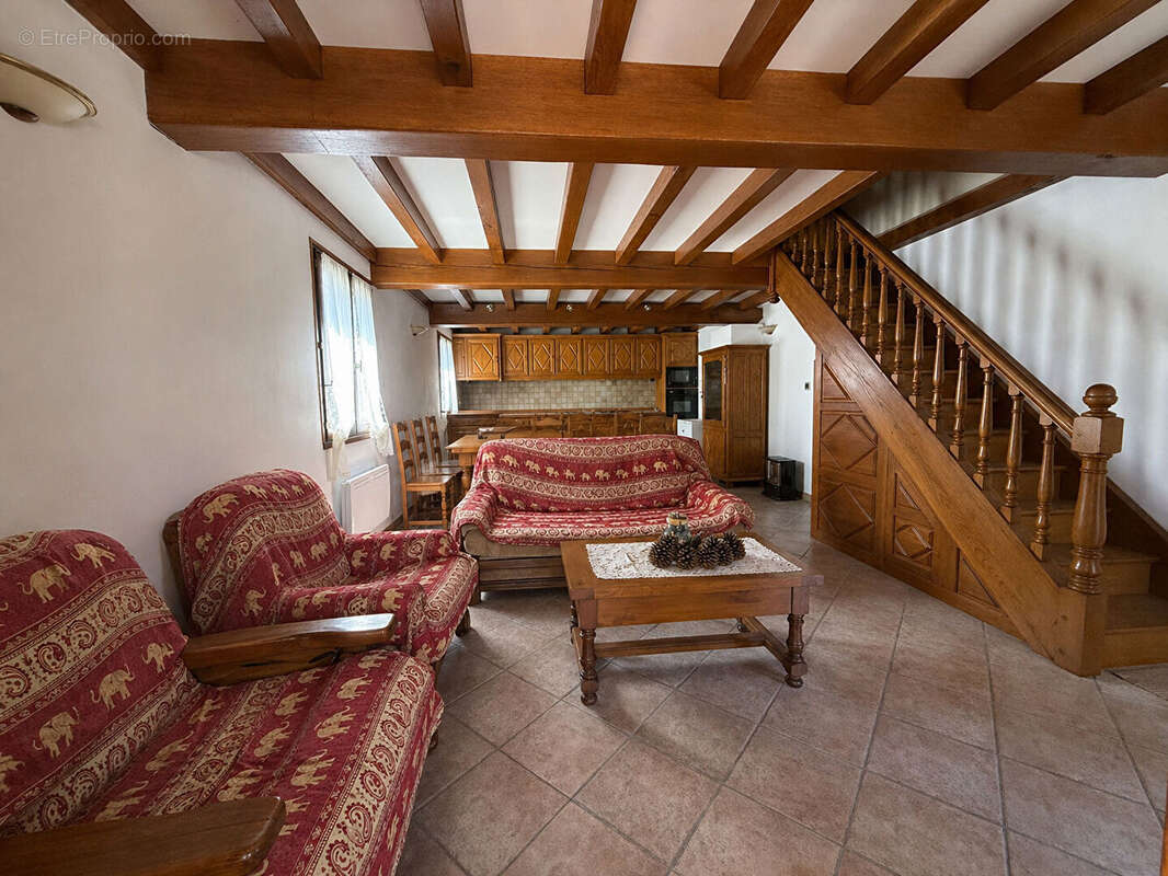 Maison à MESCHERS-SUR-GIRONDE