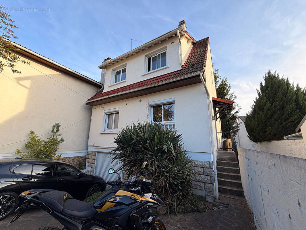 Maison à DRANCY