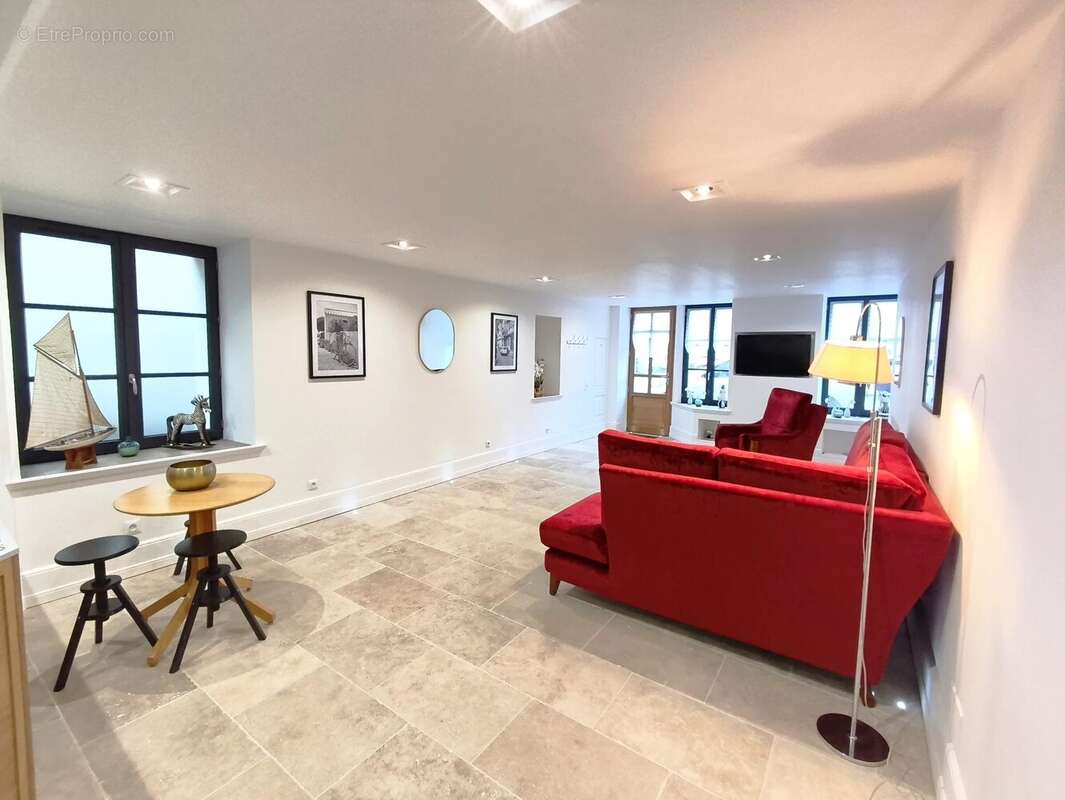 Maison à LA MOTHE-SAINT-HERAY