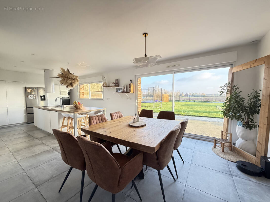 Maison à VIEUX-BERQUIN