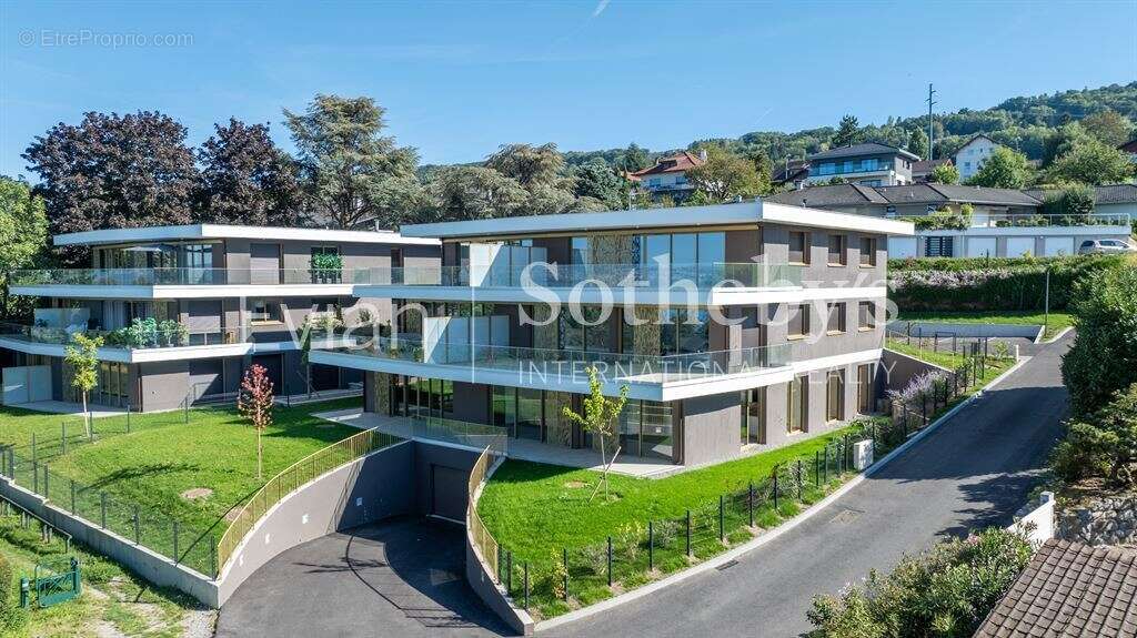 Appartement à EVIAN-LES-BAINS