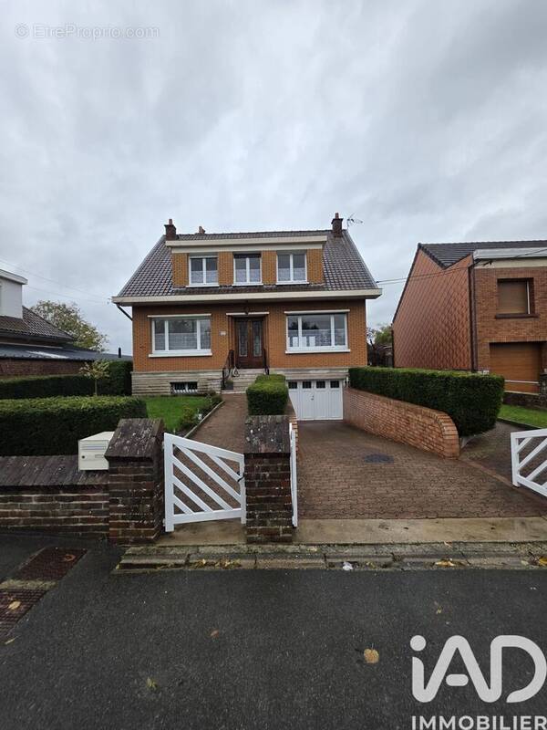 Photo 1 - Maison à ISBERGUES