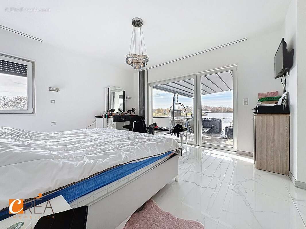 Commerce à WITTENHEIM