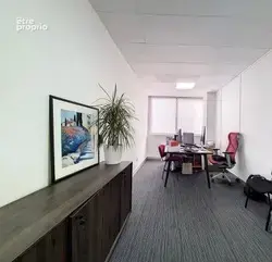 Bureaux 121.15m2 avec place de parking résidence Saint Sébas - photo 2