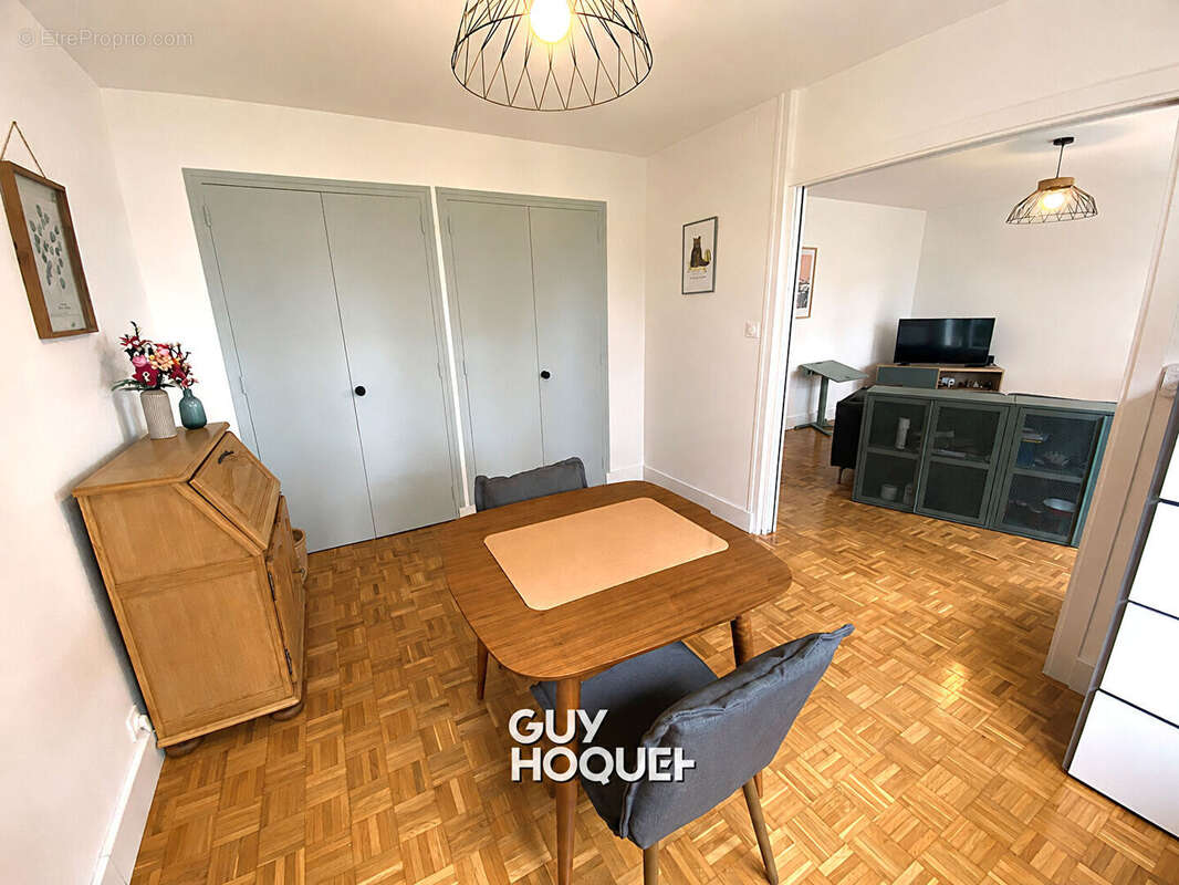 Appartement à PARAY-LE-MONIAL