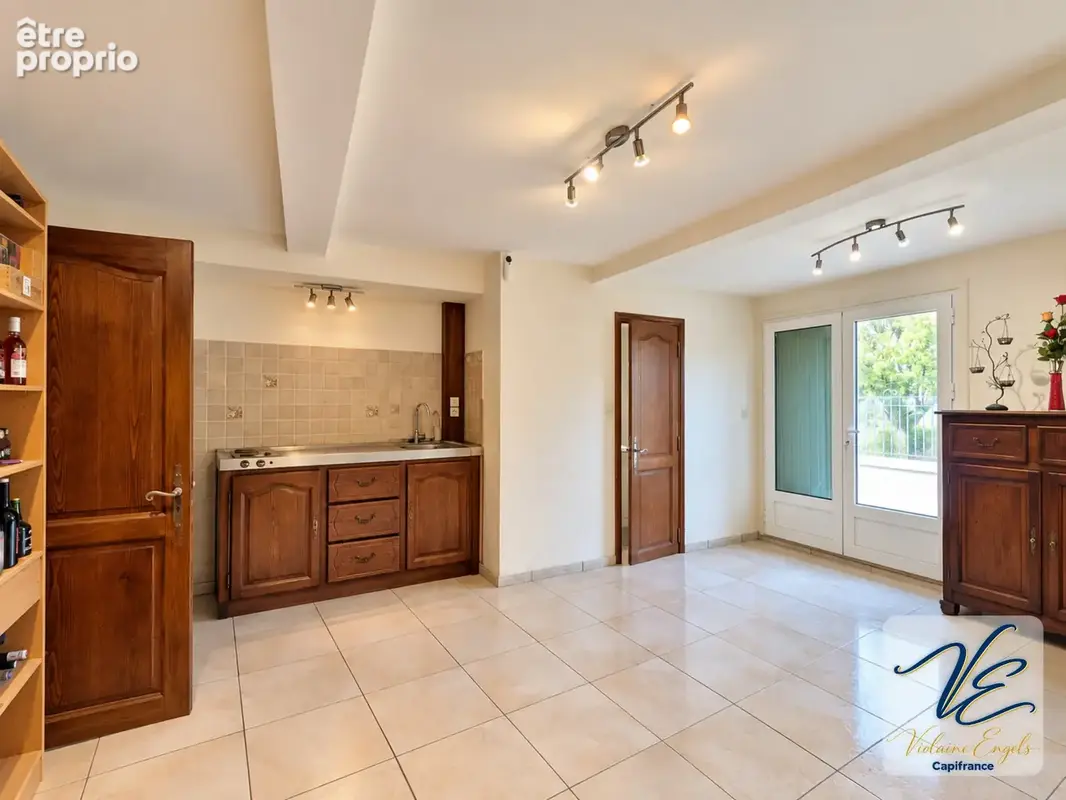 **À Cesseras, maison vigneronne de caractère avec jardin, 4 chambres et DPE B** - photo 17