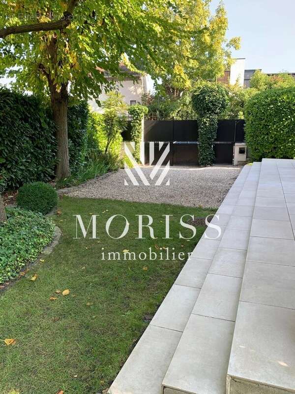 Maison à SAINT-GRATIEN