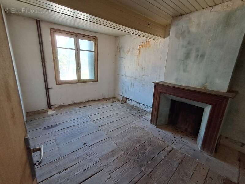 Maison à VILLASAVARY