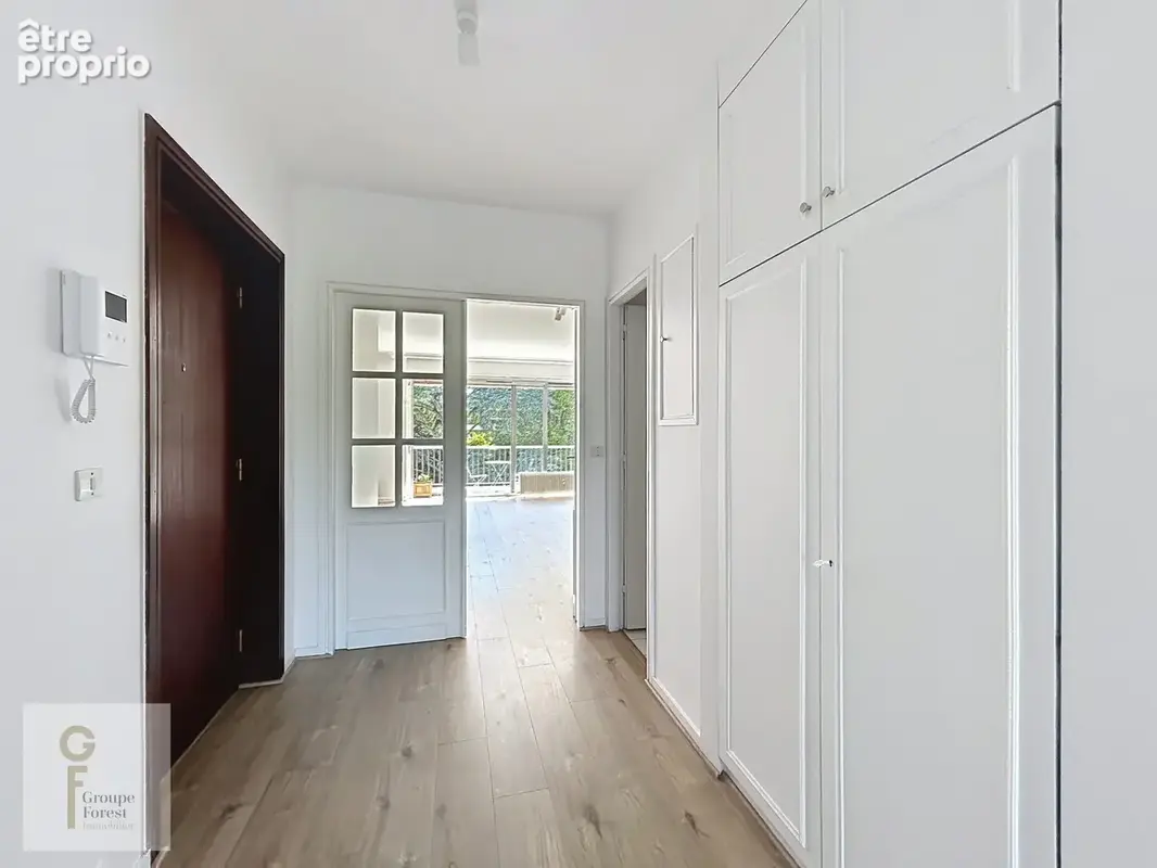 Appartement 74 m² à Roubaix  - photo 8