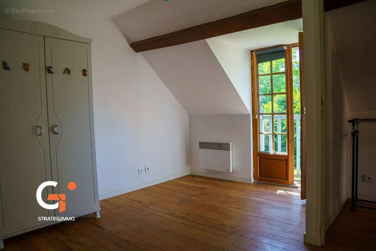 Maison à LA FEUILLIE